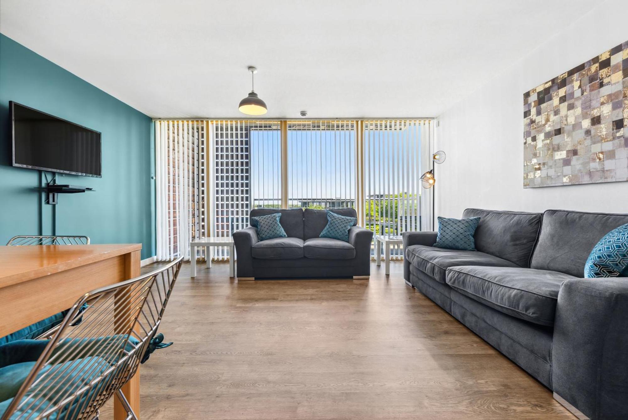 Cotels At Vizion Serviced Apartments, Superfast Broadband, Central Location, Free Parking, Fully Equipped Kitchen Milton Keynes Buitenkant foto