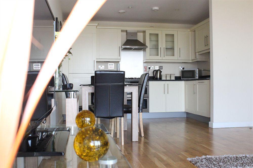Cotels At Vizion Serviced Apartments, Superfast Broadband, Central Location, Free Parking, Fully Equipped Kitchen Milton Keynes Buitenkant foto