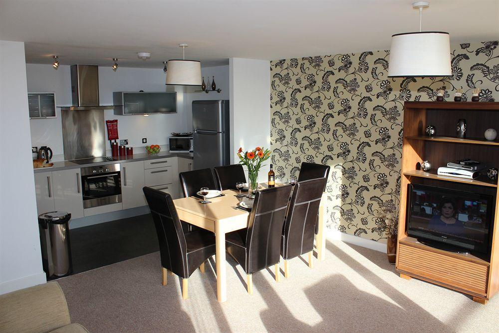 Cotels At Vizion Serviced Apartments, Superfast Broadband, Central Location, Free Parking, Fully Equipped Kitchen Milton Keynes Buitenkant foto