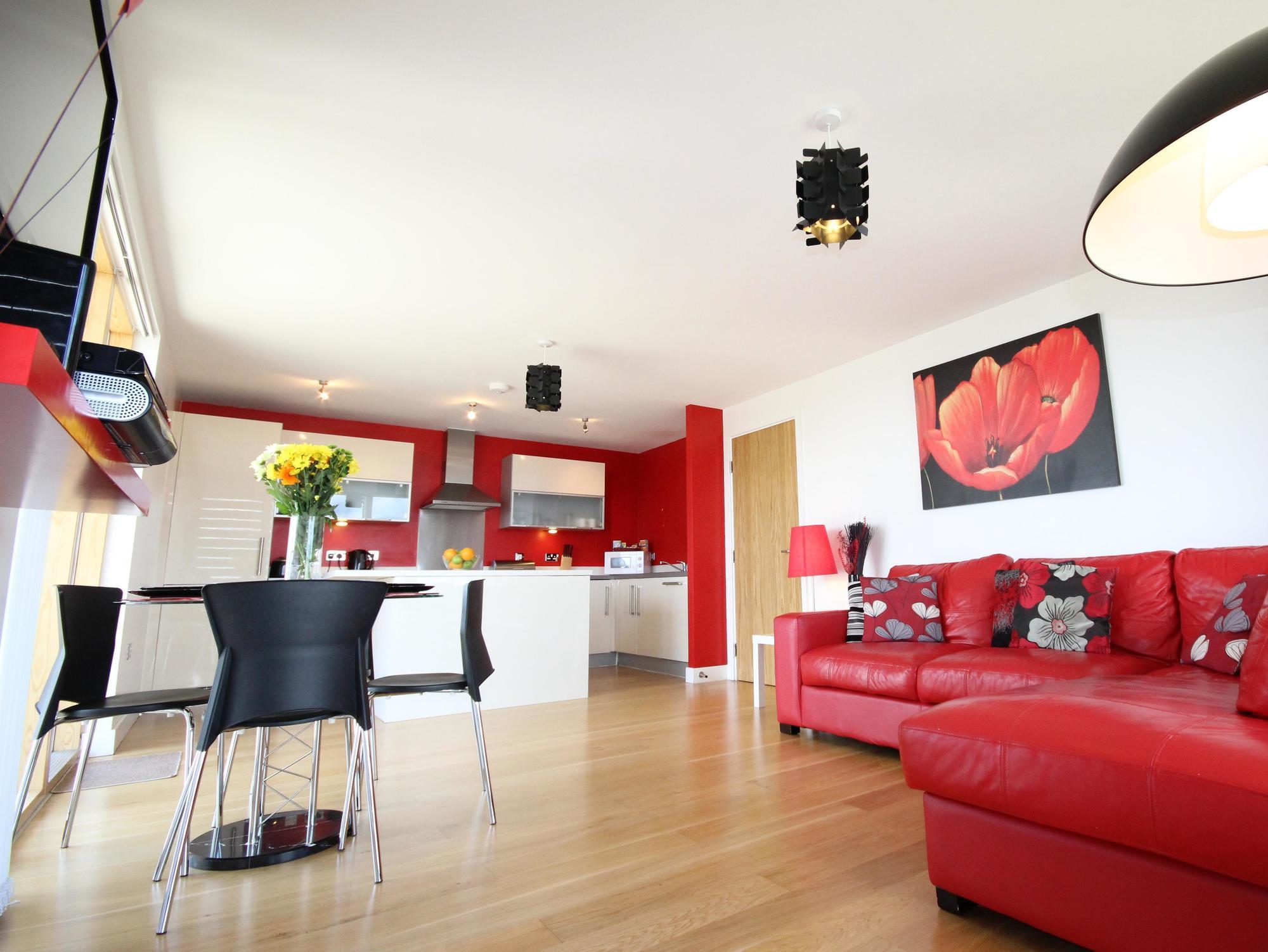 Cotels At Vizion Serviced Apartments, Superfast Broadband, Central Location, Free Parking, Fully Equipped Kitchen Milton Keynes Buitenkant foto