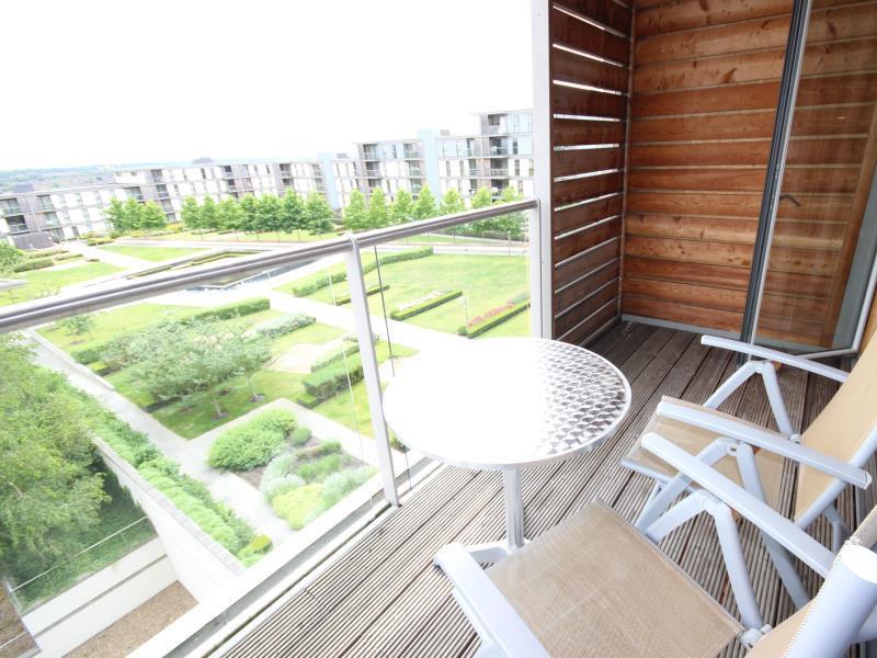 Cotels At Vizion Serviced Apartments, Superfast Broadband, Central Location, Free Parking, Fully Equipped Kitchen Milton Keynes Buitenkant foto